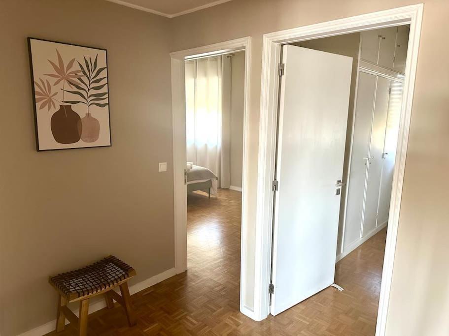 Renovado Com Ac, 2 Wc Completos, Terraco E Garagem Apartment Porto Exterior photo